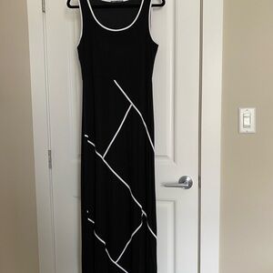 Cable & Gauge Black Maxi Dress - Size M